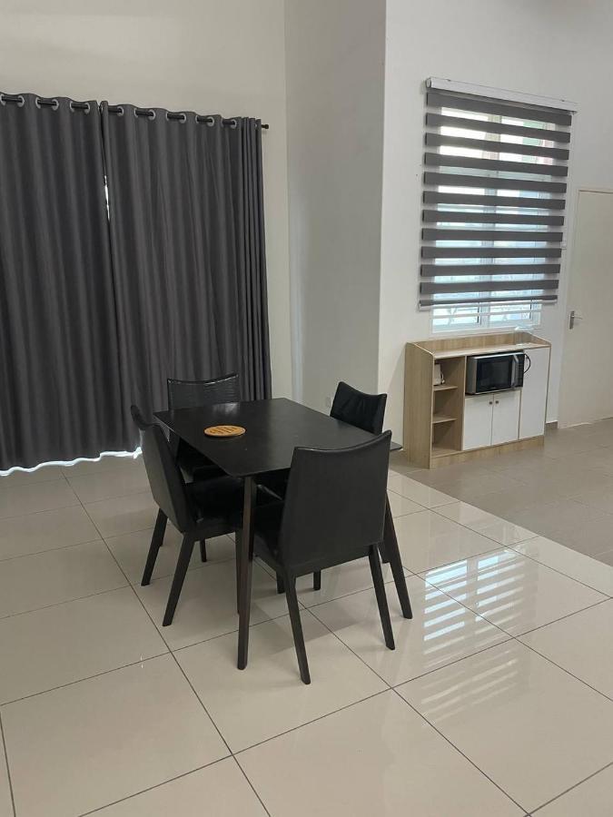 Bungalow Homestay Jasin Perdana Exteriér fotografie